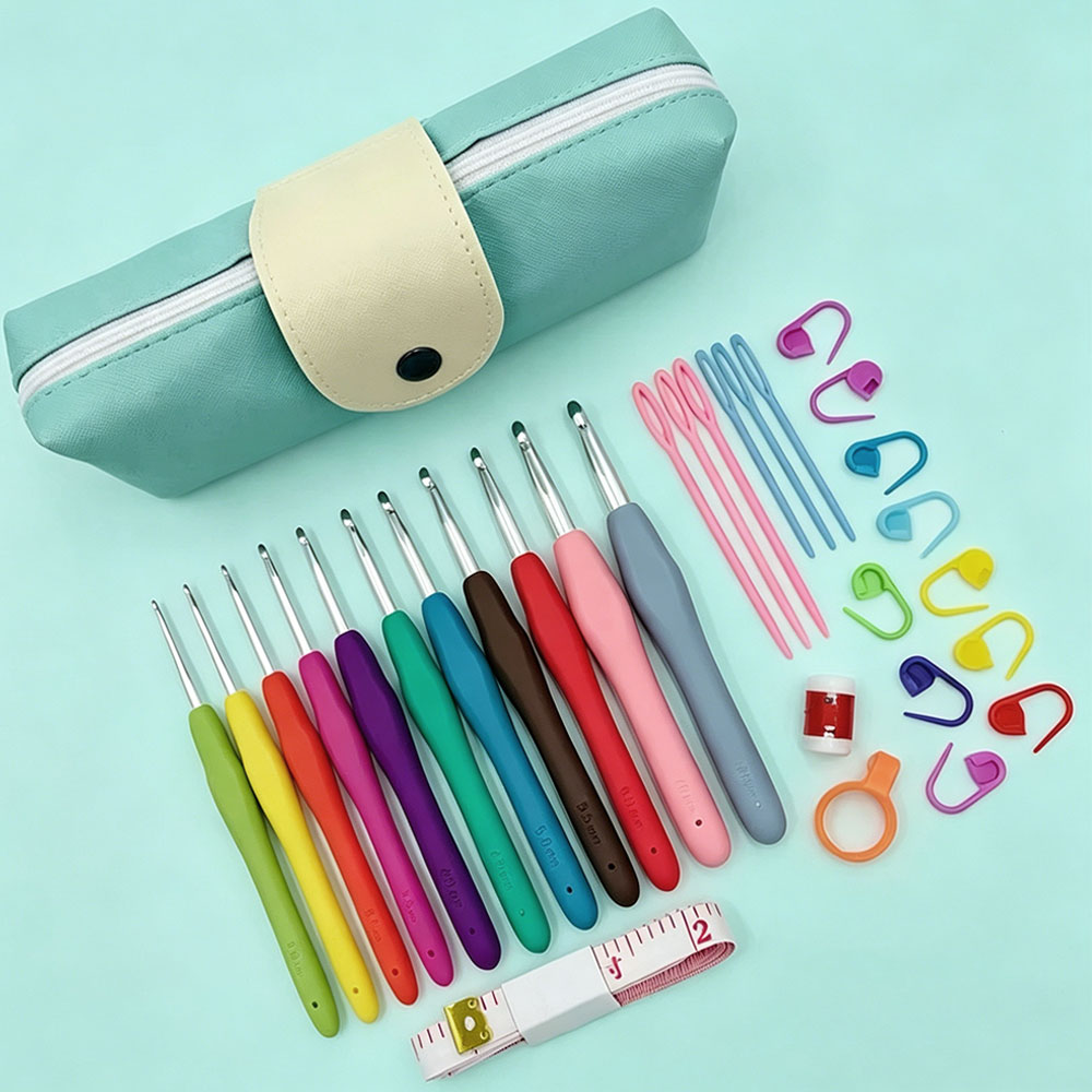 Sewing - Set di 37 uncinetti con borsa